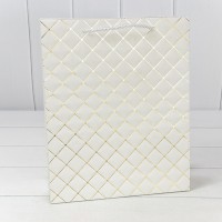 Пакет подарочный "Ромб" Белый 26*32*12 210г 1/20 1/120 Арт: 000391C/1