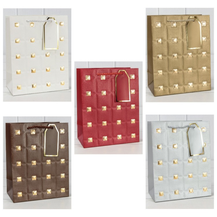 Пакет подарочный с тиснением (микс 554) 18*23*10 210г 1/20 1/360 Арт: 000554E