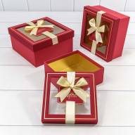 Коробки Квадратные Набор 1/3 19*19*9,5 с окошком и бантом Красный 1/18 Арт: 721308/2 - Коробки Квадратные Набор 1/3 19*19*9,5 с окошком и бантом Красный 1/18 Арт: 721308/2