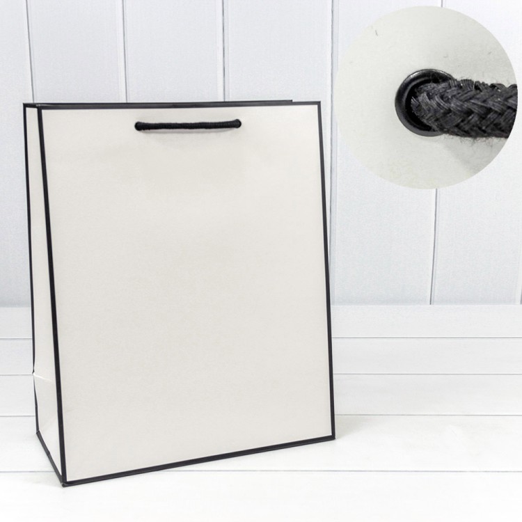 Пакет подарочный "Рамка узкая" Белый/Чёрный 26*32*13 230г 1/20 1/240 Арт: 000201C